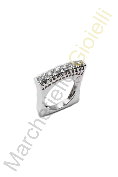 Anello Oro Bianco Diamanti Pontevecchio Collezione Artemide